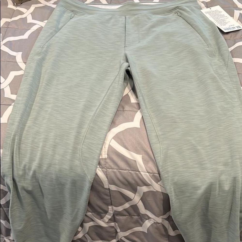 Lululemon Balance Pants 27L